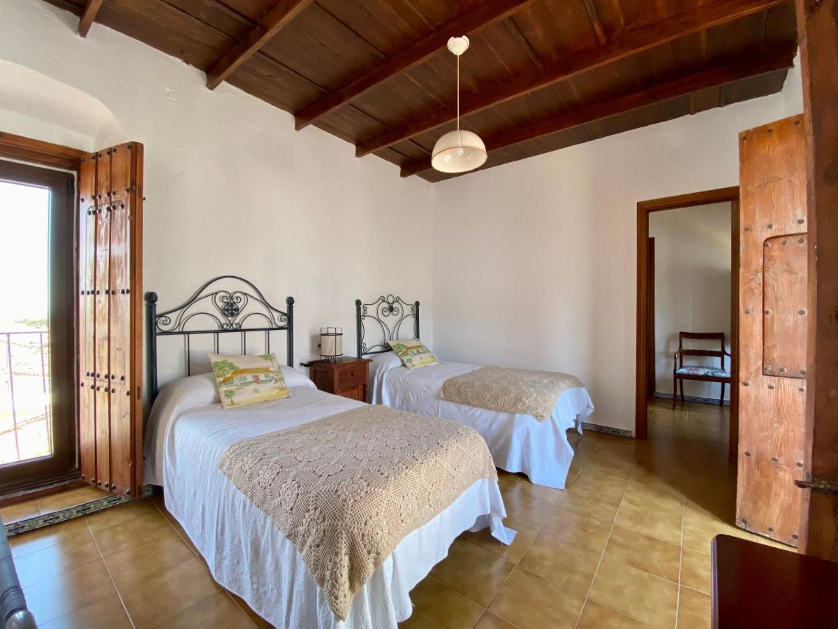 Villa La Casona de la Sierra Higuera De La Sierra  Exterior foto
